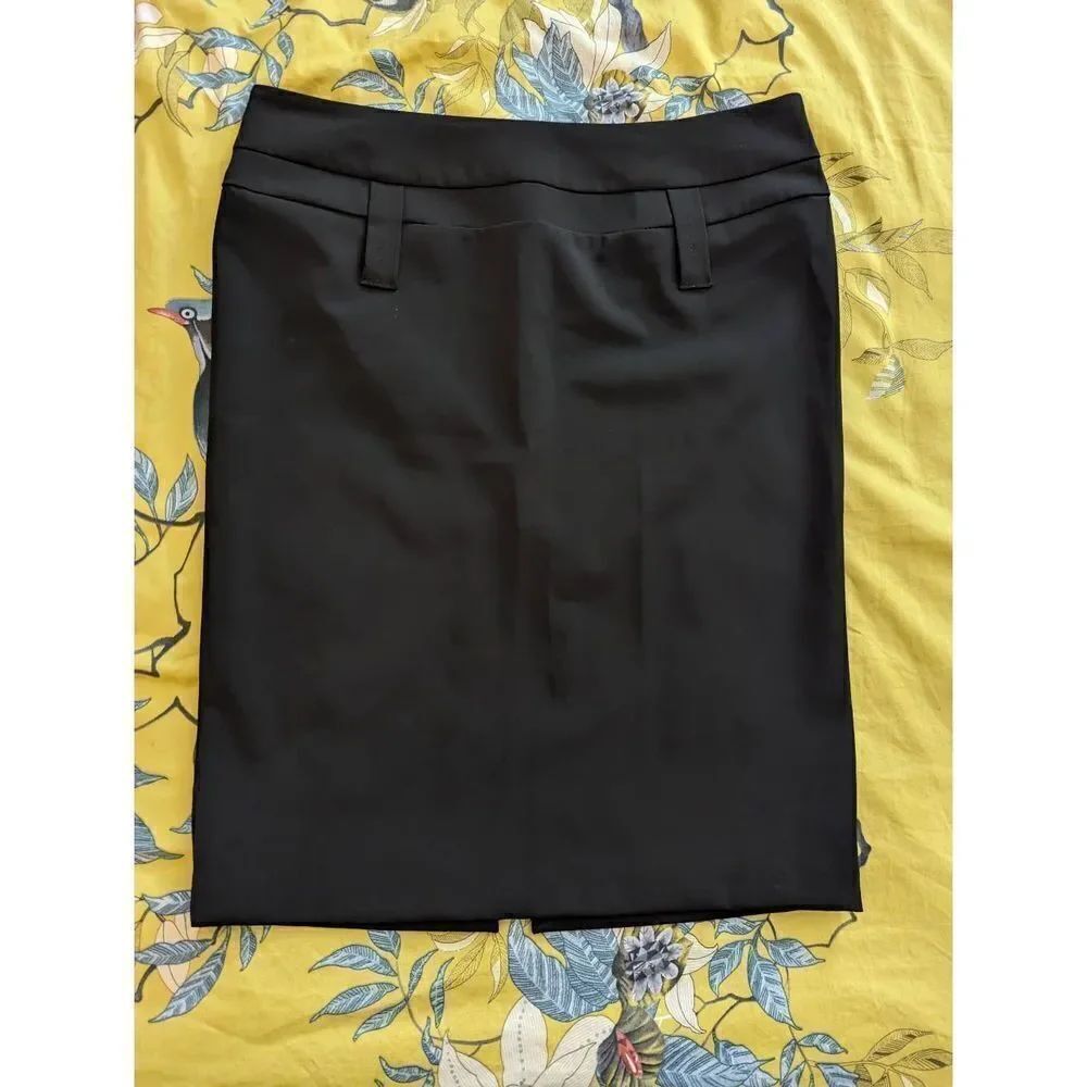 Imperial black stretch pencil skirt sz medium made in Italy euc